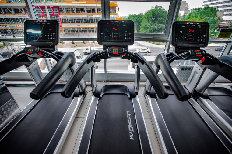 Беговая дорожка UltraGym UG-Power 008 фото 5