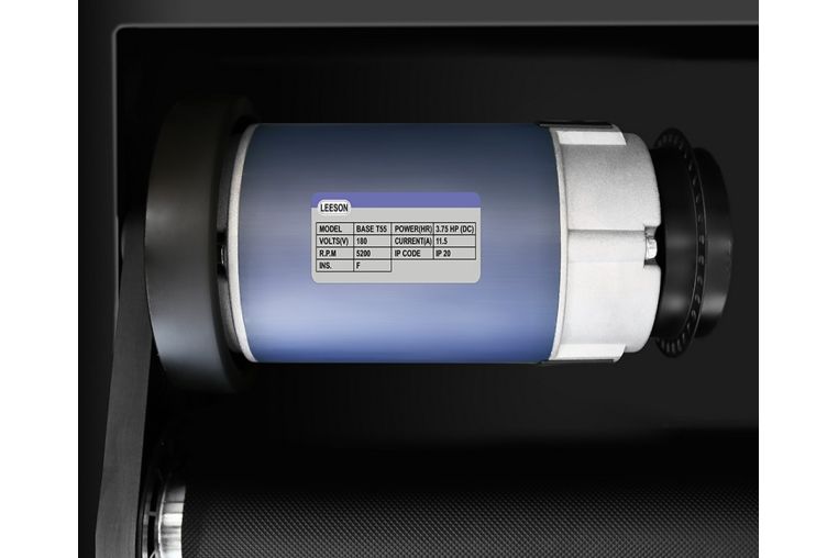 Полупрофессиональная беговая дорожка Svensson Industrial Base T55 (LED) фото 4