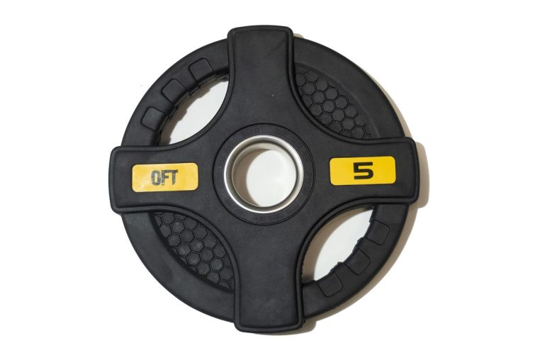 Диск олимпийский обрезиненный Original Fit.Tools с двумя хватами 5 кг FT-2HGP-5 черный 