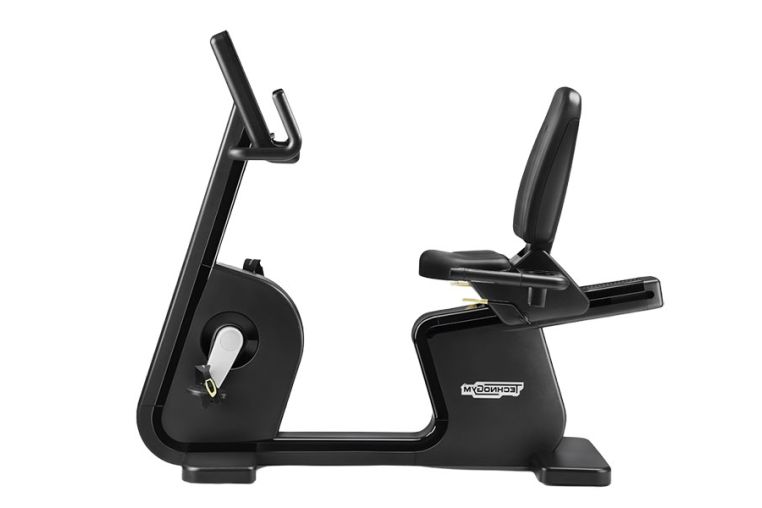 Горизонтальный тренажер Technogym Artis Recline 