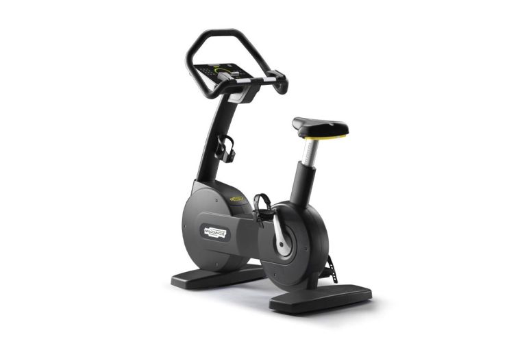Вертикальный велотренажер Technogym Bike Forma 