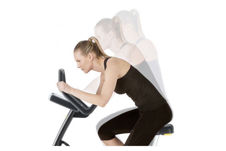 Вертикальный велотренажер Technogym Bike Forma фото 4