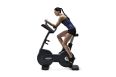 Вертикальный велотренажер Technogym Bike Forma фото 7