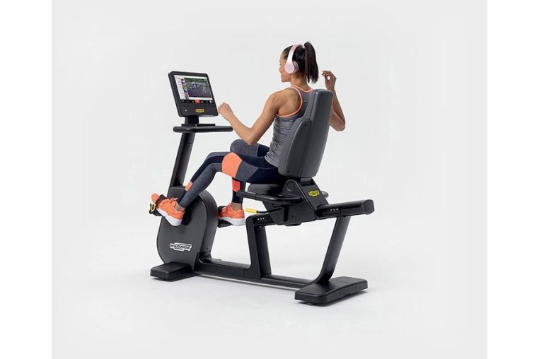 Велотренажер Technogym Excite Live Recline 700 Human Powered фото 3