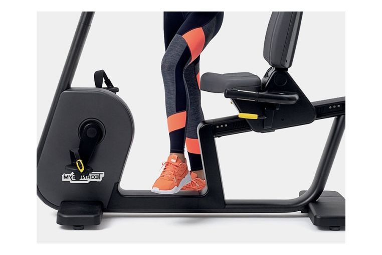 Велотренажер Technogym Excite Live Recline 700 Human Powered фото 4
