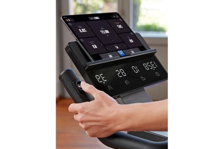 Велотренажер Technogym Cycle Compact фото 1