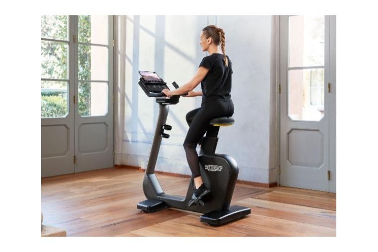 Велотренажер Technogym Cycle Compact фото 4