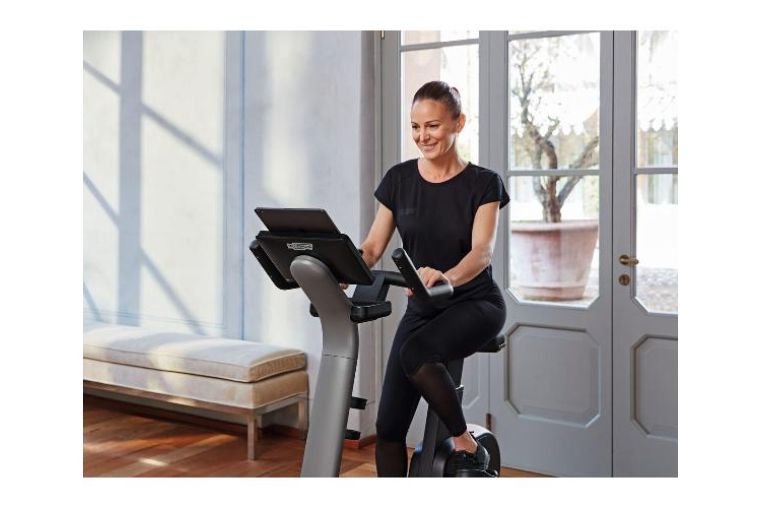 Велотренажер Technogym Cycle Compact фото 6