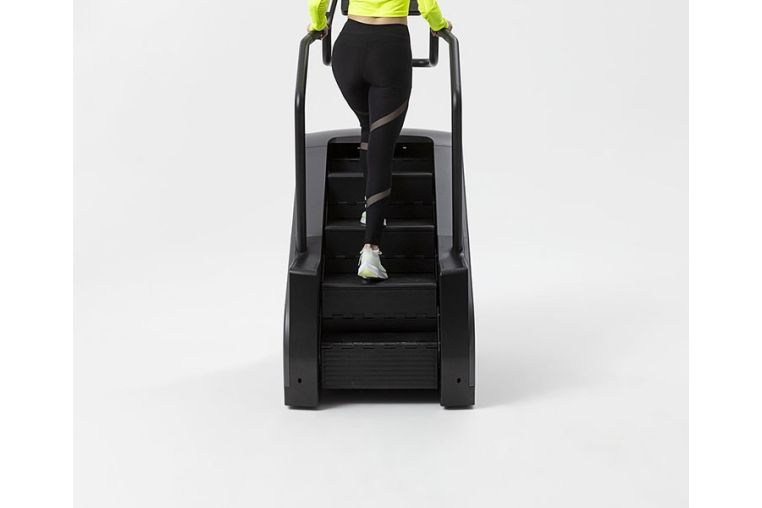 Степпер / Лестница Technogym Excite Live Climb 700 LED фото 8