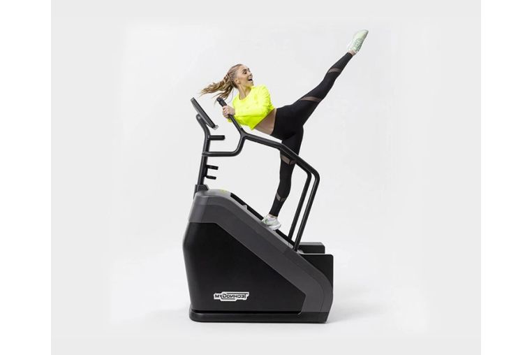 Степпер / Лестница Technogym Excite Live Climb 7000 фото 4