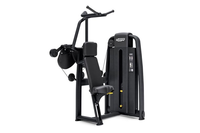 Грузоблочный тренажер на верхнюю часть тела Technogym Selection 700 Vertical Traction 