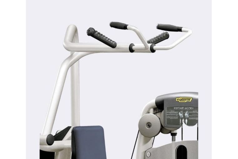 Силовой тренажер Technogym Vertical Traction MED фото 4