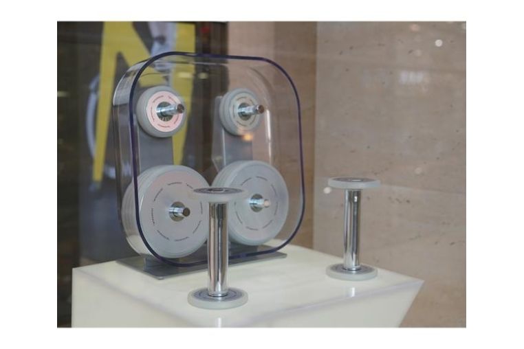 Technogym Wellness Rack гантели фото 5