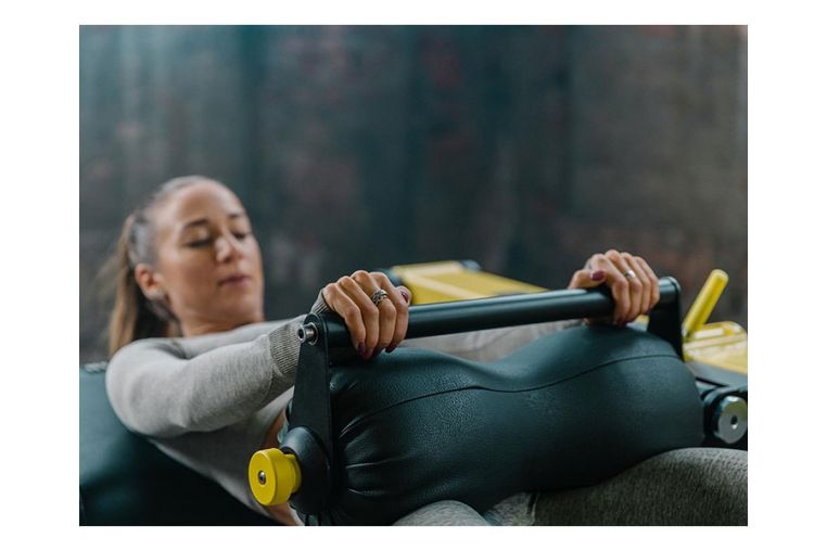 Нагружаемый дисками тренажер Technogym PURE STRENGTH Hip Thrust фото 2