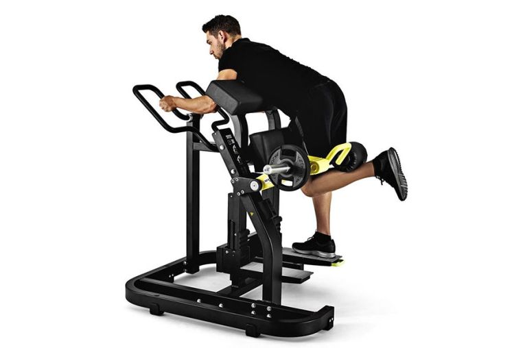 Нагружаемый дисками тренажер Technogym PURE STRENGTH Standing Leg Curl фото 1
