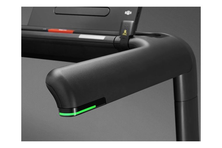 Беговая дорожка Technogym Excite Live Run 7000 19" METEOR BLACK фото 8